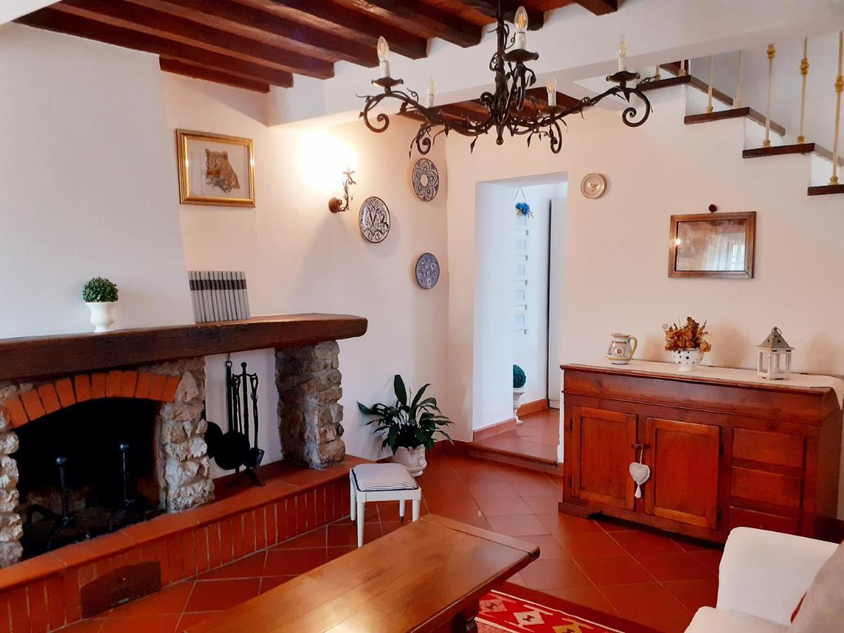 Вилла Rustico Degli Ulivi Vallecchia Экстерьер фото